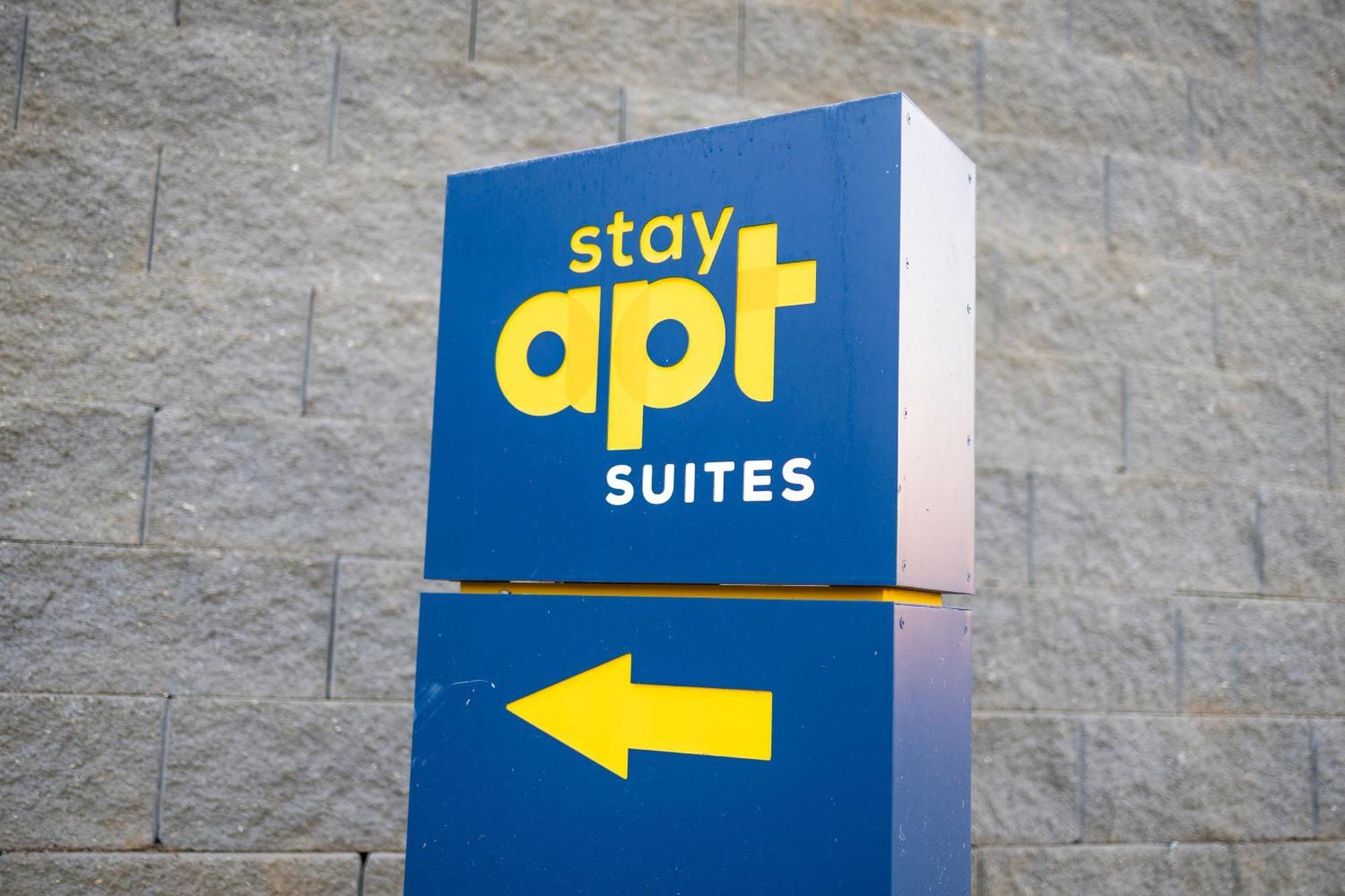 Stayapt Suites Pensacola-Uwf/Florida Hospital Area Ferry Pass Eksteriør billede